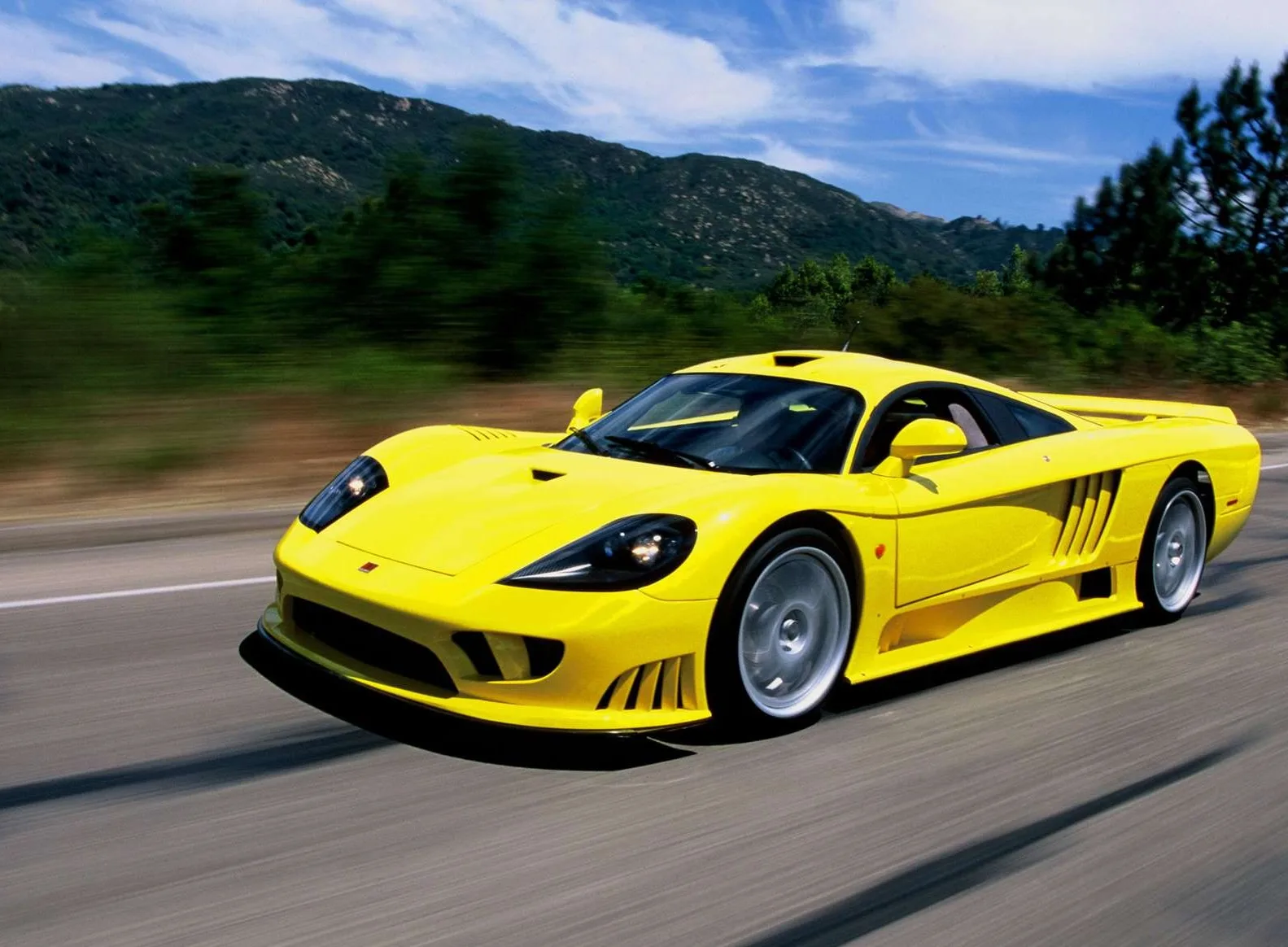 The Saleen S7: American Supercar that Took on Ferrari and Porsche